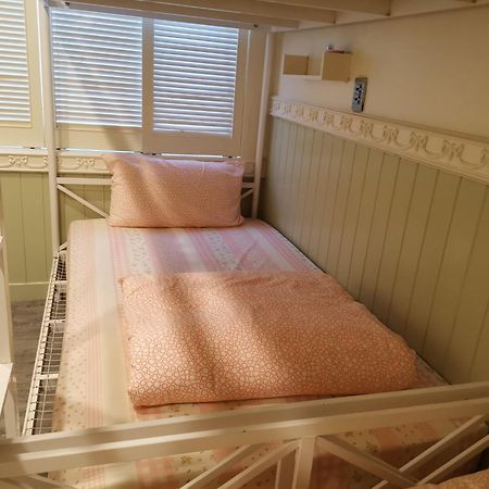 橙舍二館 Tw Hostel 2 Tajpej Buitenkant foto